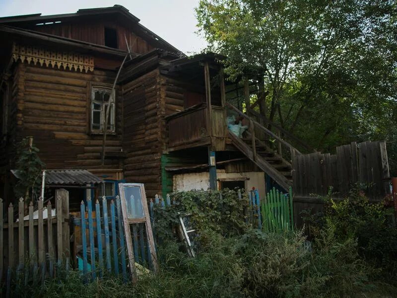 Расселение ветхих домов. Аварийное жилье чита. Бараки читы. Аварийное жилье чита. Дома для переселения из аварийного жилья.