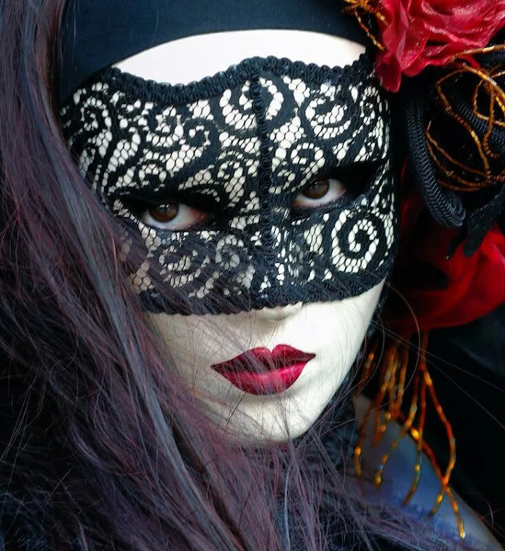 Красивые маски. Карнавальная маска. Маска женская. Женщина в маске.