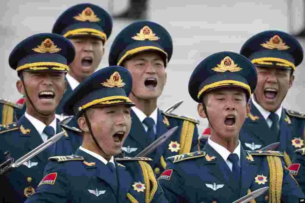 Шесть чин. China Honor Guard. Chinese Honor Guard. Honor China.