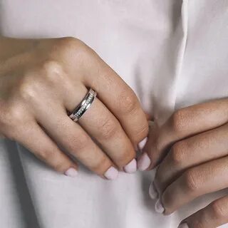 Белые руки белые золото