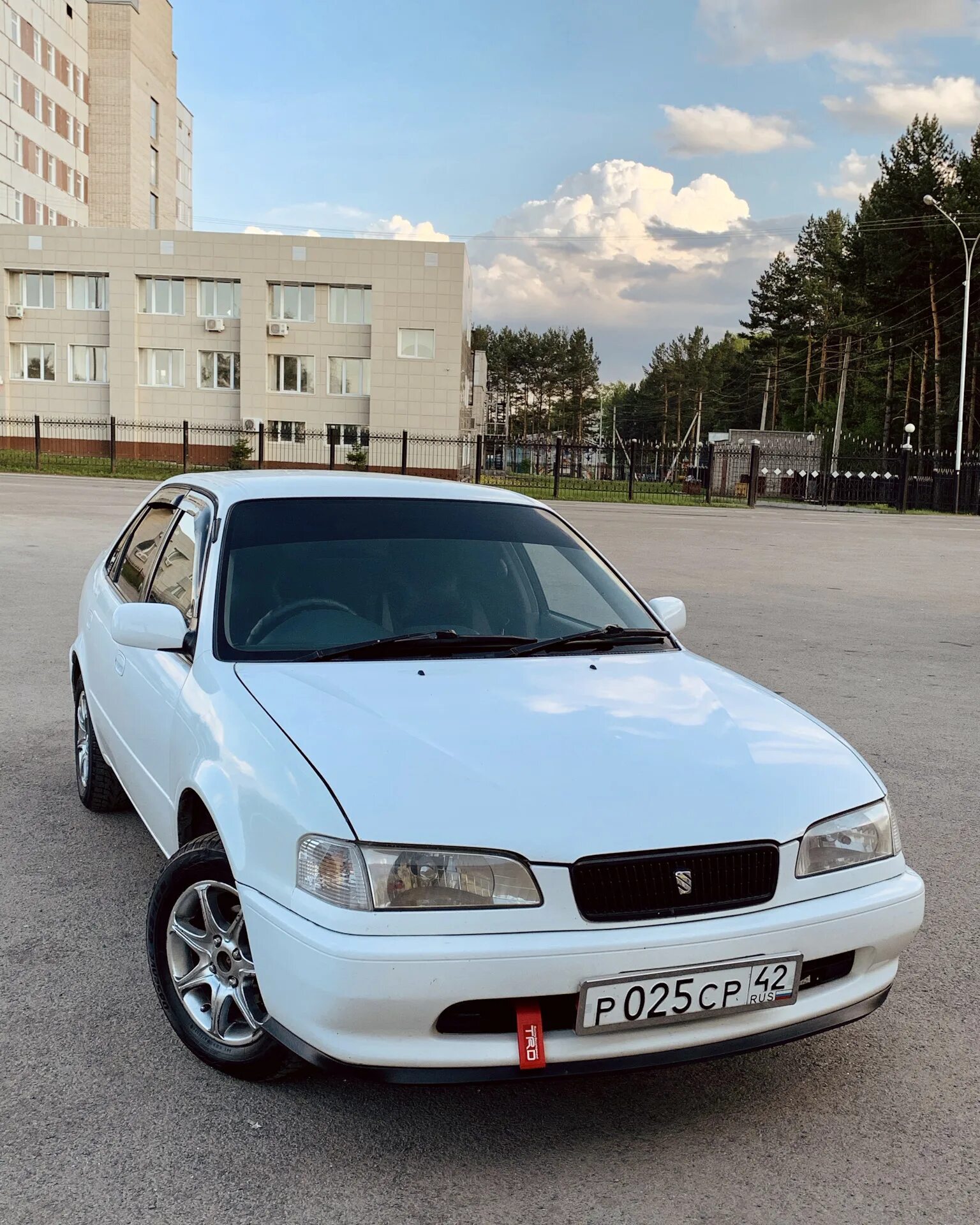 Toyota Sprinter 110. Тойота Спринтер е110. Toyota Sprinter 110 кузов. Тойота Спринтер ае110 кузов.