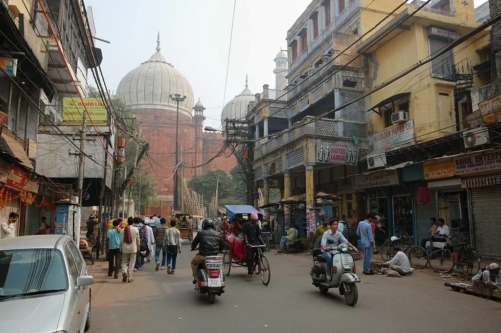 Ни дели. Дели старый город. Старый Дели Индия. Индия Дели улица Чагни ЧОУ. Окраины Дели.