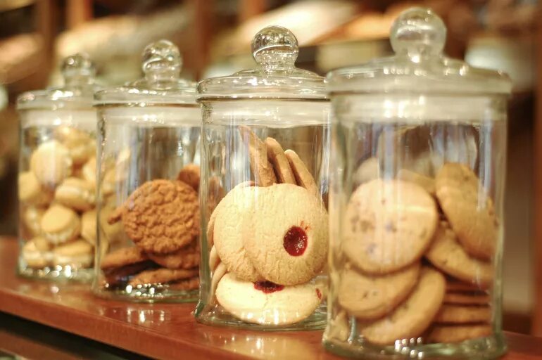 Печенье в банке. Печенье в стеклянной банке. Печенье в банках стеклянных. Красивые баночки для печенья.