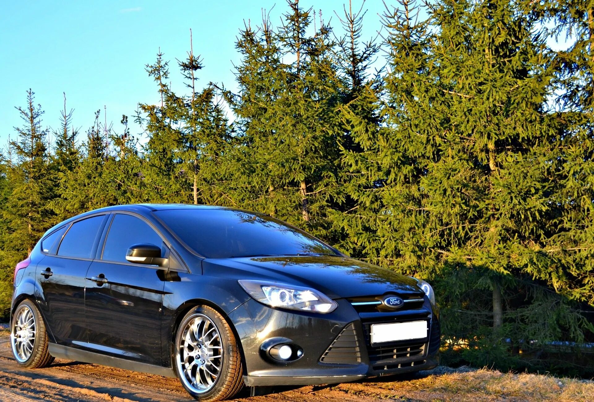 Форд фокус хэтчбек отзывы. Ford Focus 3. Ford Focus 3 хэтчбек. Ford Focus 3 2013. Форд фокус 2 2013.