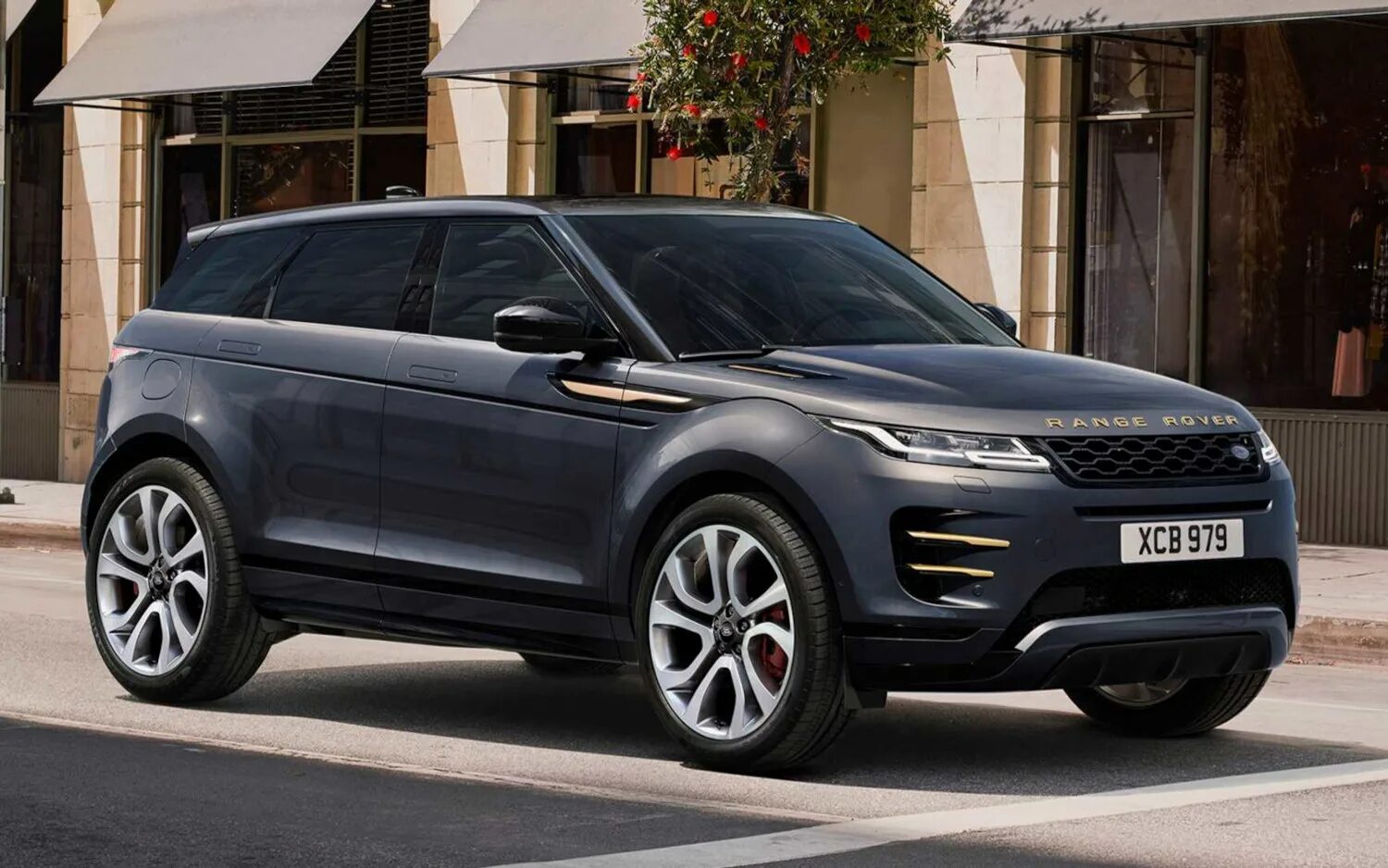 Range rover 2025. Рендж ровер evoque 2025. рендж эвок 2025. рендж ровер эвок 2025 новый. range rover эвок 2025.