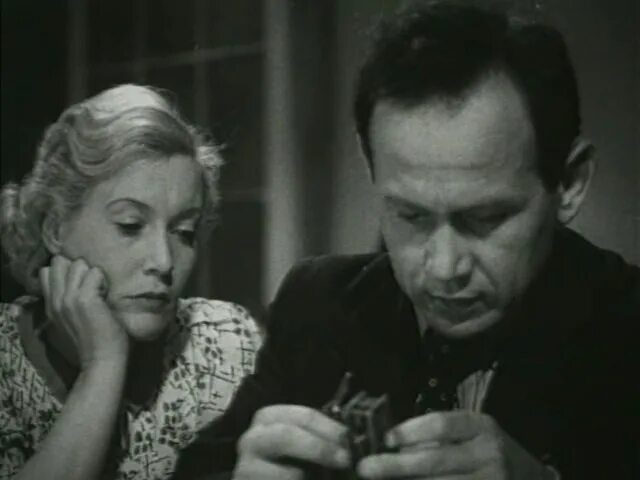 леонид петкер. ошибка инженера кочина фильм 1939 любовь орлова. инженер кочин. ошибка инженера кочина фильм 1939 актёры и роли. михаил жаров ошибка инженера кочина.