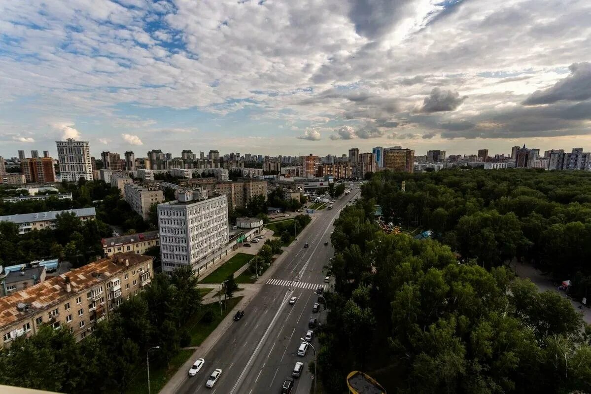 Сиб город. Новосибирск левый берег. Спокойный район. Самый новый район Новосибирска. Новосибирск лето 2023.