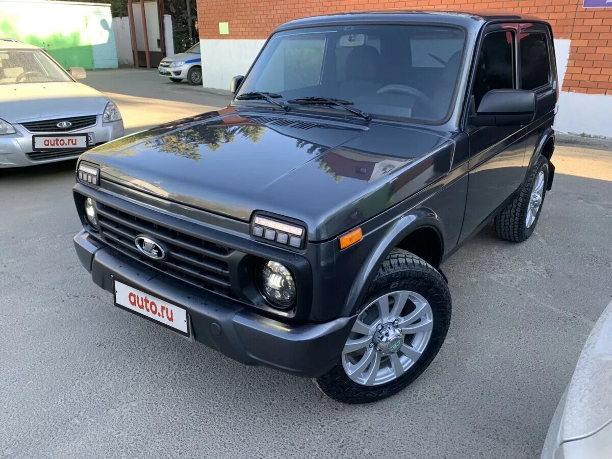 Авторынок нива с пробегом. Lada (ваз) 2121 (4x4). lada 4x4 урбан борнео. lada ваз 2121 4x4 urban 2019. лада нива урбан борнео.