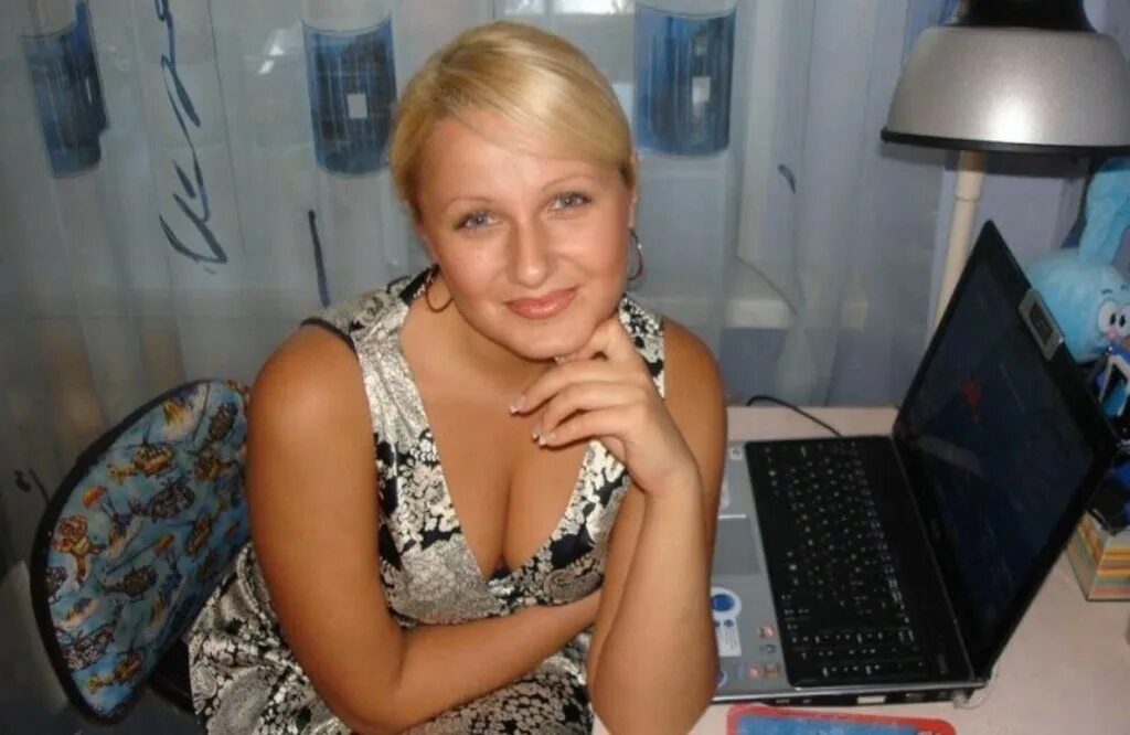 Найти незамужнюю девушку. Найти незамужнюю девушку