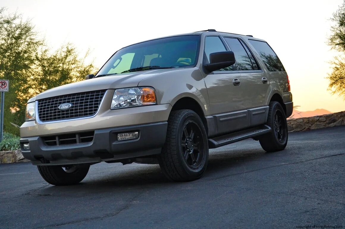 Форд Экспедишн 2004. Форд Экспедишн 2. Форд Экспедишн, 2004 г.. Ford Expedition XLT.