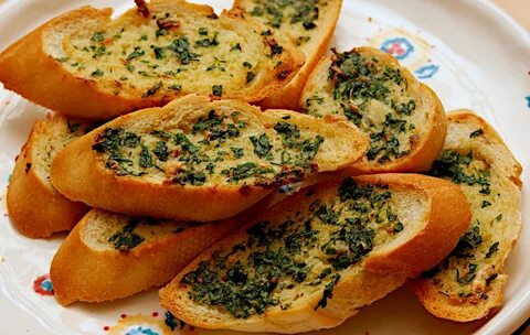 Рецепт батон с чесноком и зеленью