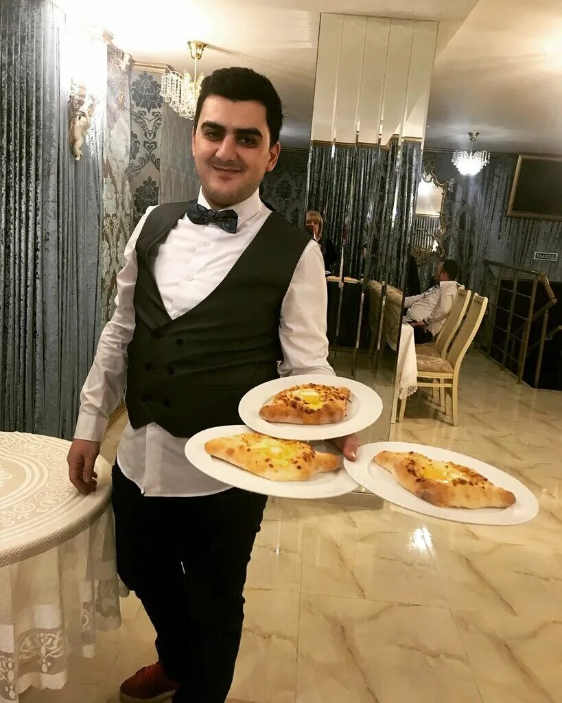 грузинский ресторан мимино. город свободный мимино стол накрытый. мимино ростов. ресторан мимино чита. мимино пушкин ресторан.