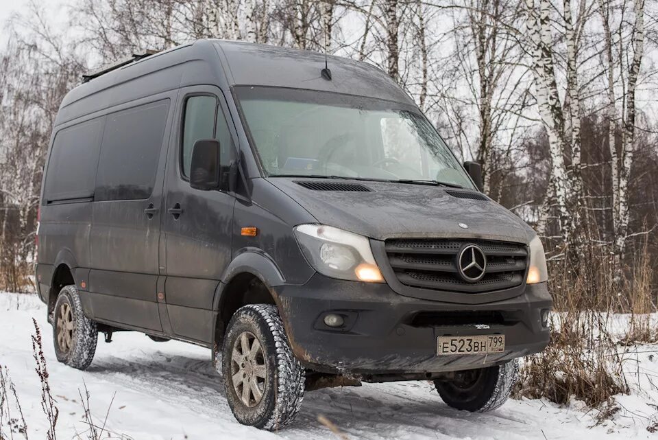 Купить микроавтобус полный привод. Мерседес-Бенц Спринтер 4х4. Mercedes-Benz Sprinter 4x4. Мерседес Спринтер 4х4. Мерседес Спринтер 4х4 грузовой.