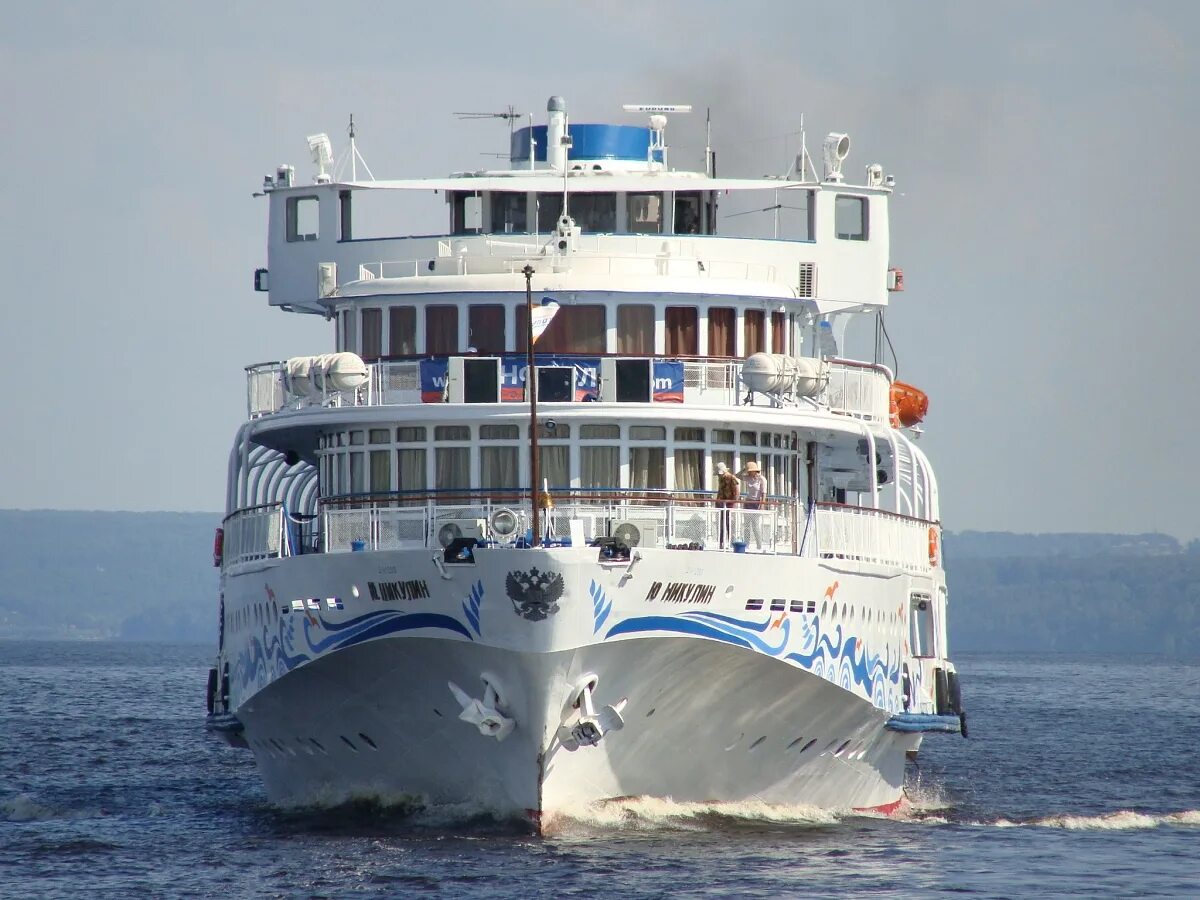 теплоход ярославль. теплоход михаил кутузов. никулин теплоход 2023. круизы из сарапула на 2024.