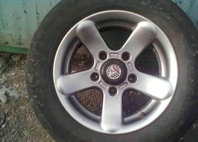 Диски r24. Диски 22. Колеса velocity r22. Газ 24 кованые диски. Vicom r15 5.