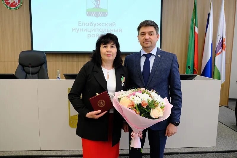 Сайт елабужский городской суд. Вручение наград. Награжден медалью. Исполком 2023. Елабужский городской суд.