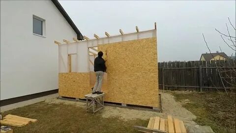 Каркасный дом обшивают осб
