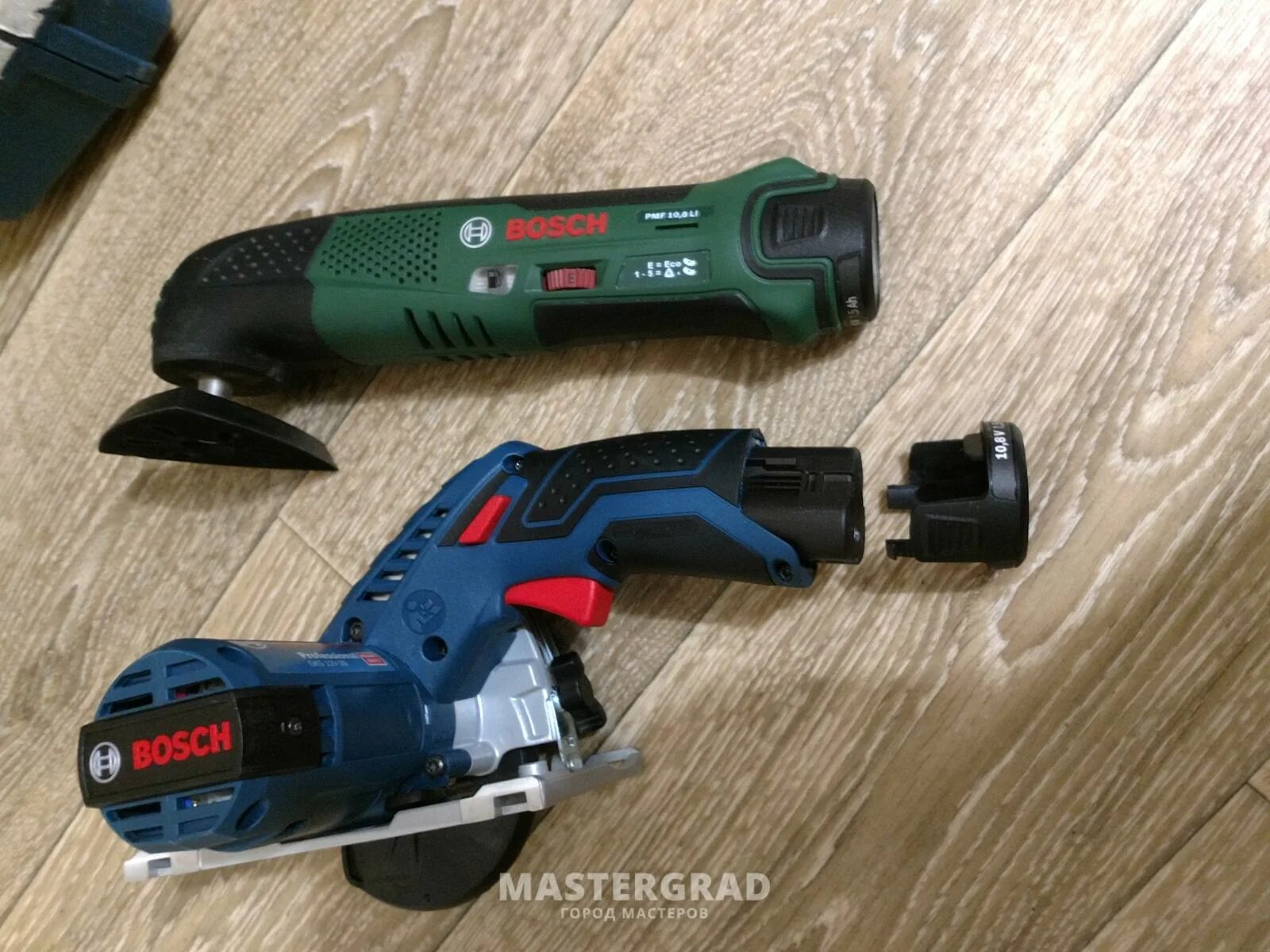 Bosch дисковая аккумуляторная пила 10,8v LJ-ion. Пила дисковая Bosch GKS 12v-26 li-ion 12v , без ЗУ, без АКБ. Bosch gks 12v