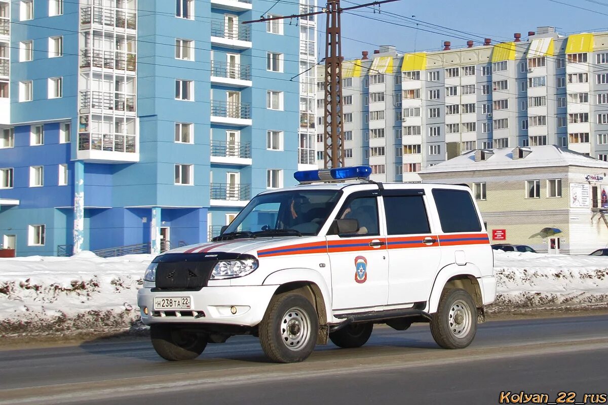 Купить сургуте легковой автомобиль. УАЗ Патриот Аэродромная служба. УАЗ-3163 Патриот МЧС. УАЗ Патриот МЧС. UAZ Patriot МЧС.