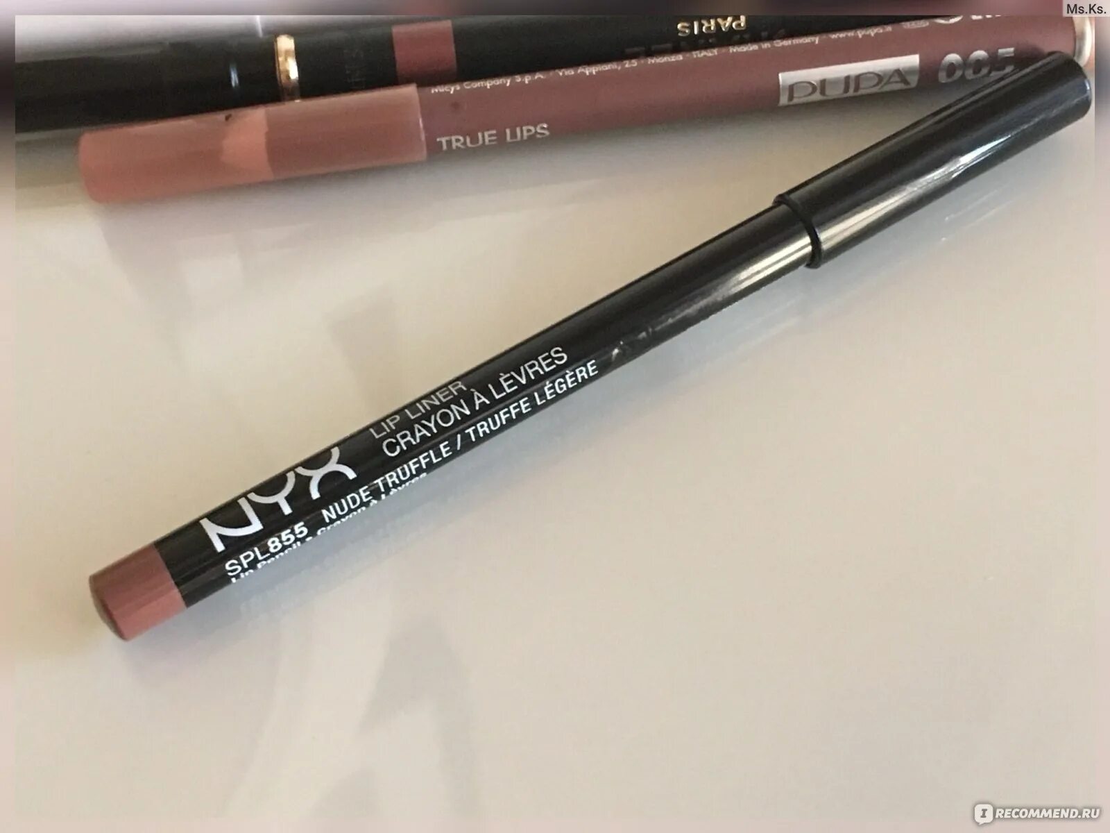 Карандаш для губ nyx нюд беж. Карандаш для губ NYX Truffle. Карандаш NYX 855. НИКС 855 карандаш для губ. NYX professional Makeup Slim Lip Pencil 855.