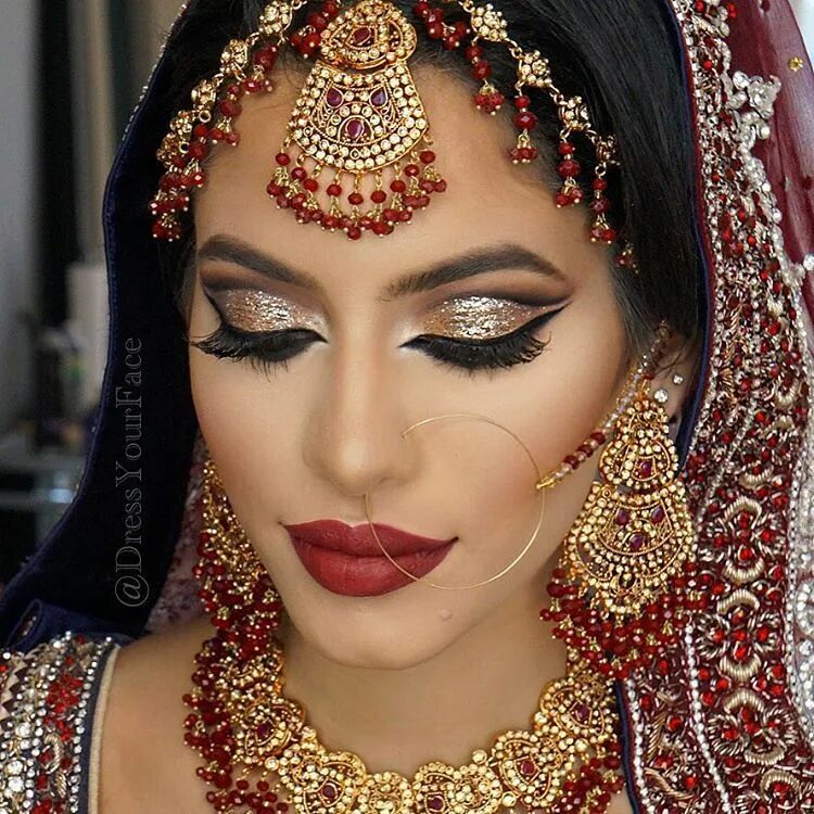 Pin em Makeup