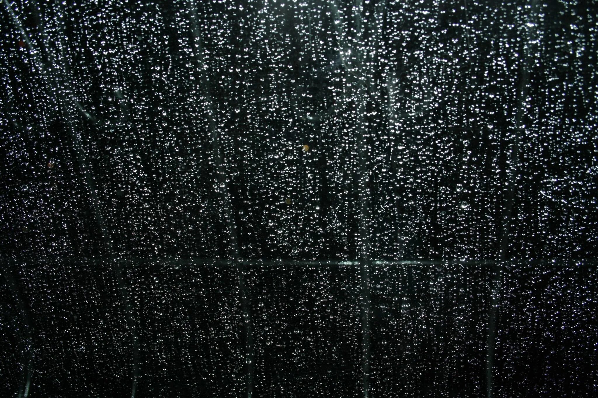 Текстура дождя. Капли на стекле. Эффект дождя. Стекло текстура.