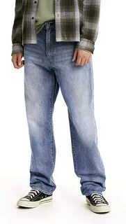 Levis loose