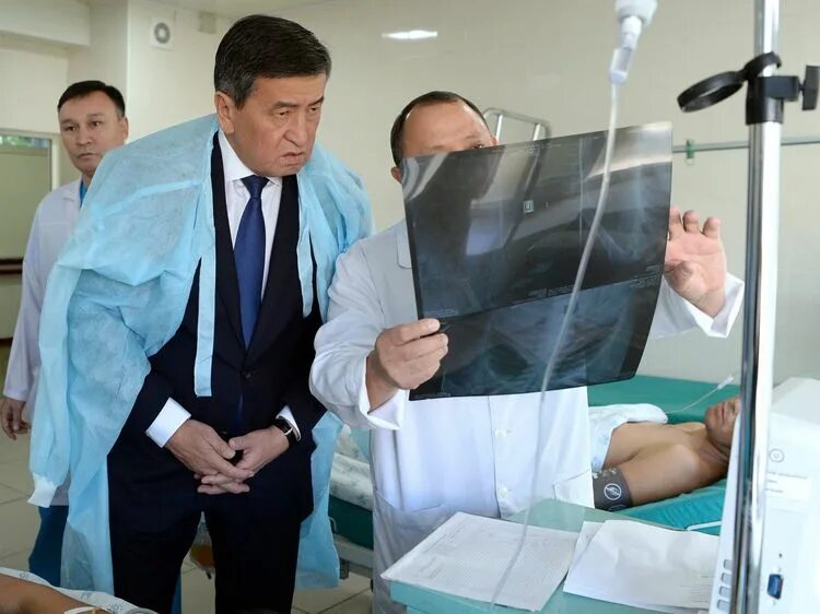 Кыргызские клиники. Кыргызские клиники. Медцентр дружба на вднх. Медицинский центры бишкек. Больница киргизский москва.
