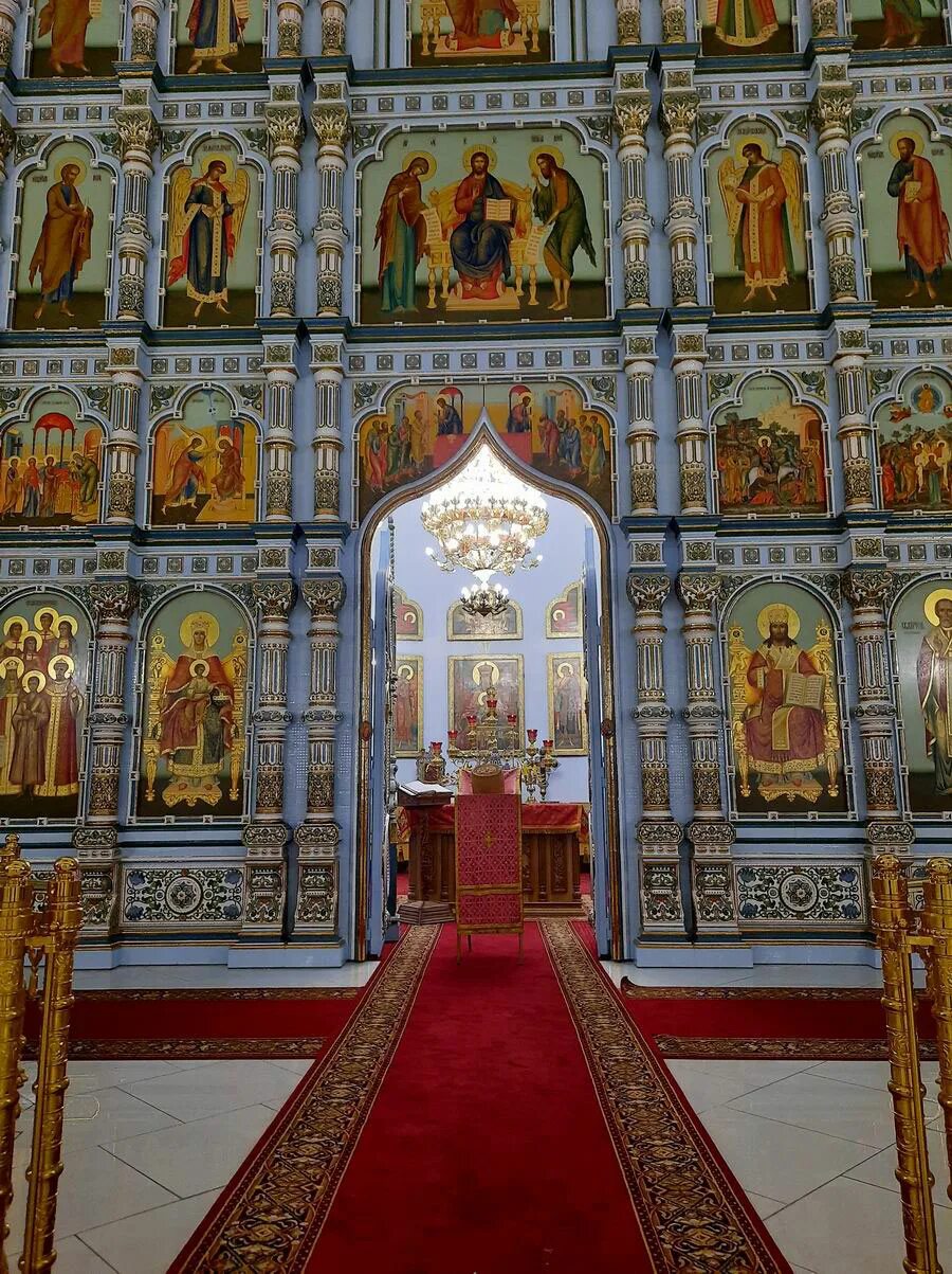 храм державной иконы божией матери в чертаново священники. церковь державной иконы божией матери в чертаново отец виталий. храм державной в чертаново иконостас. храм державной божьей матери чертаново г. храм державной в чертаново иконостас.