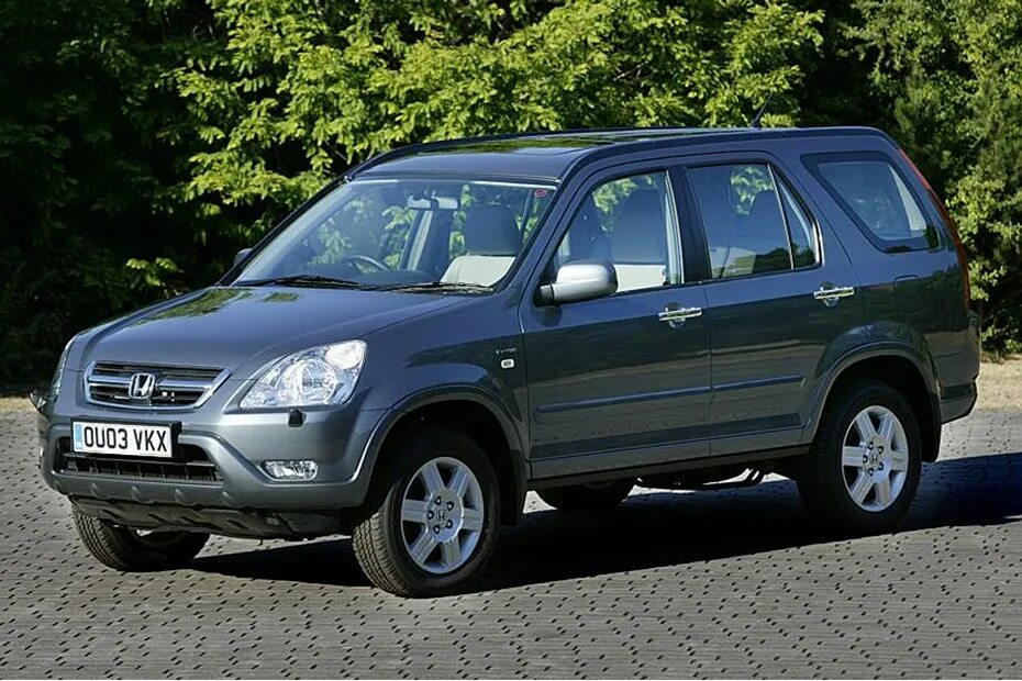 Хонда црв 2001 год. Honda CR-V 2 2006. Honda CR-V 2006. Honda CRV 2 2006. Хонда СРВ 2006.