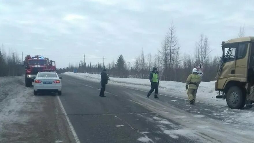 720 км автодороги сургут салехард. Трасса салехард ноябрьск. Ноябрьск салехард на машине. Ноябрьск картинки. Ноябрьск салехард на машине.