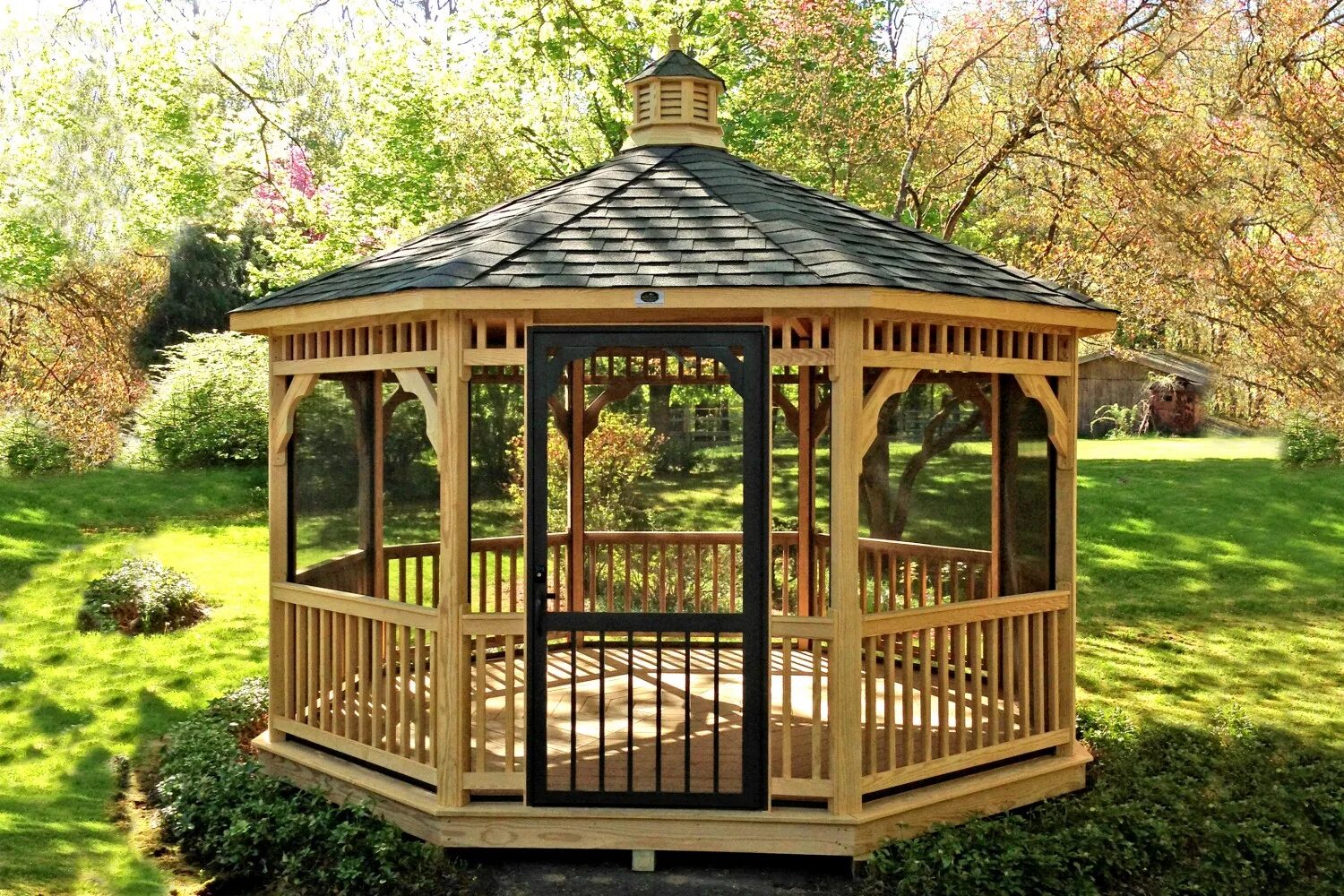 Беседка брусовая Gazebos. Wooden Gazebo беседки. Беседка круглая деревянная. Круглая беседка для дачи. Модели беседок