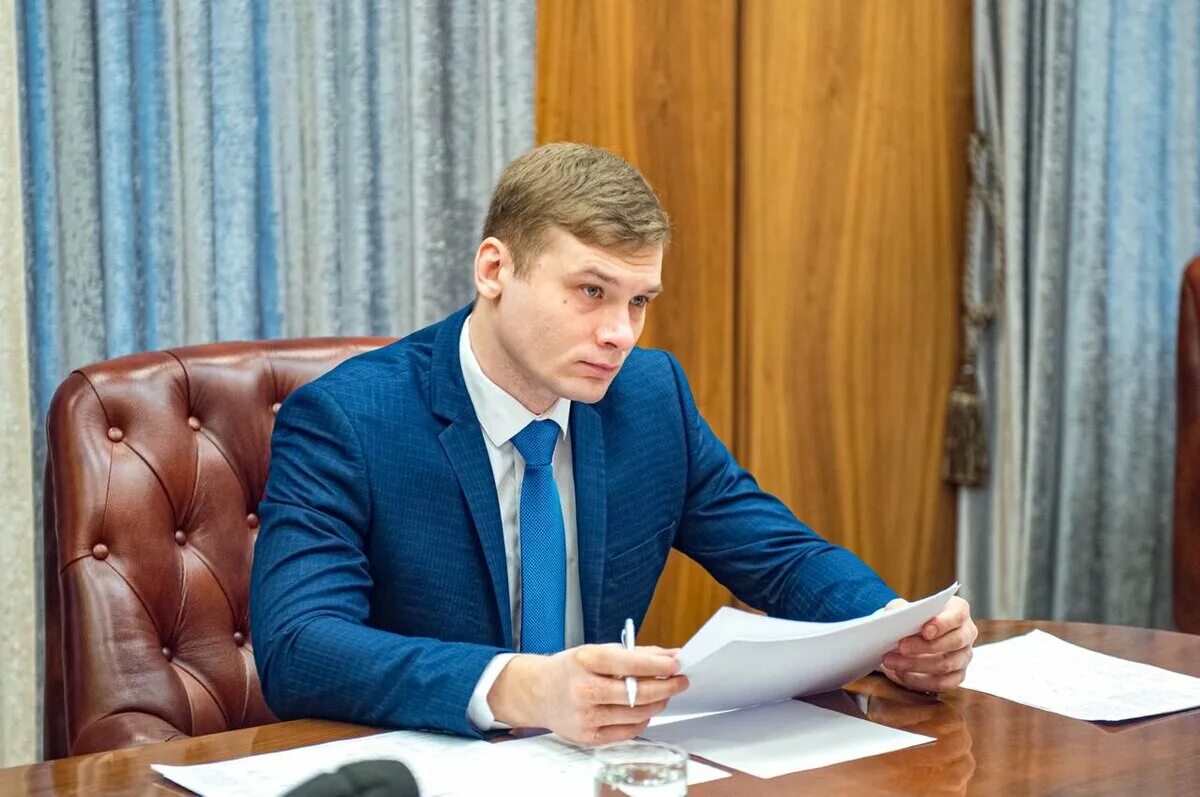 Руководители хакасии. Валентин олегович коновалов. коновалов глава хакасии. коновалов валентин олегович хакасия. главы хакасии валентина коновалова.