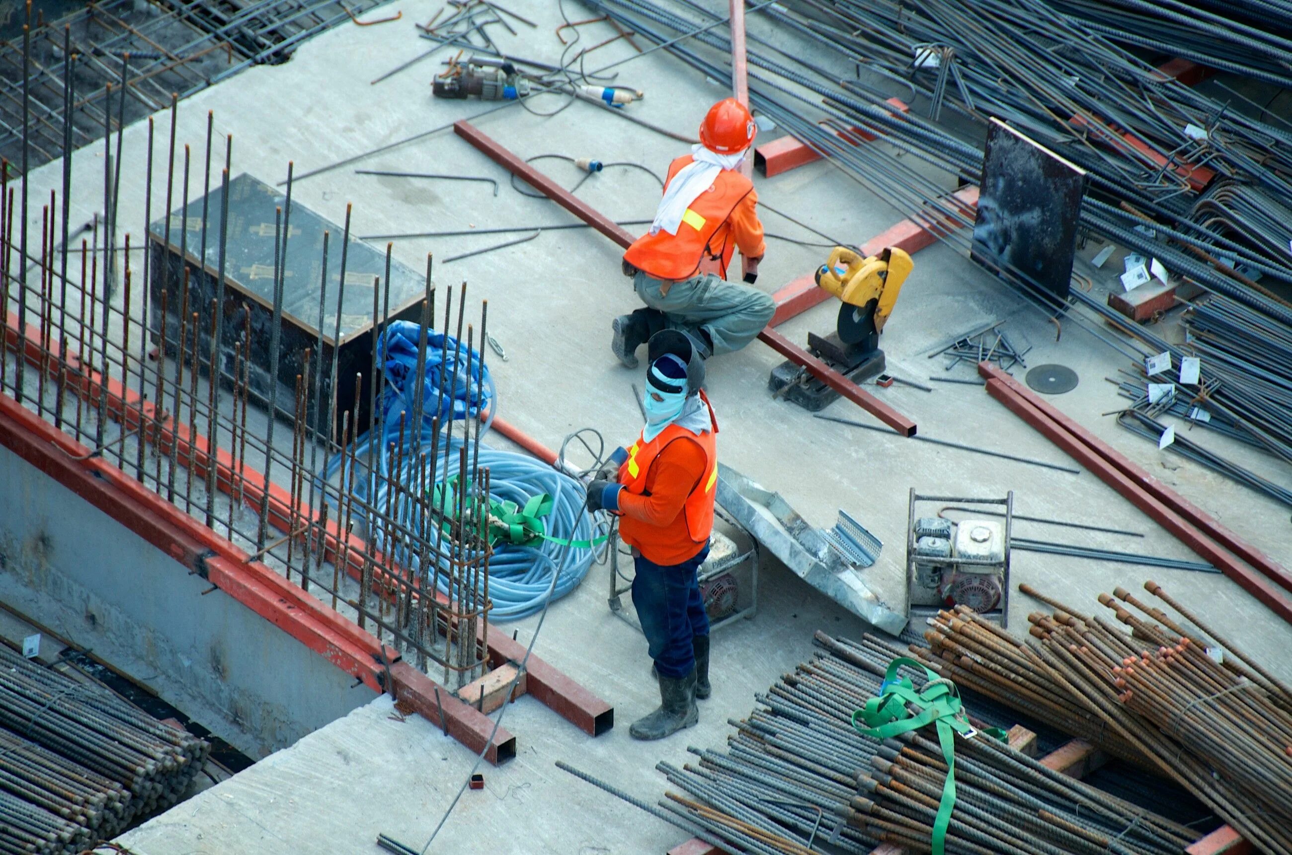 Building workers