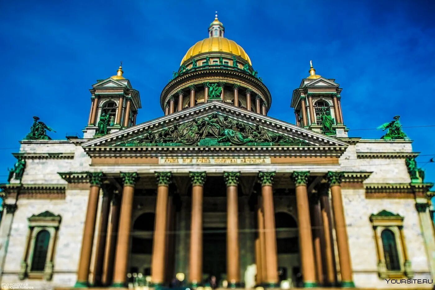 Музей четырех соборов. Исакиевский србор в санк питербурге. государственный музей памятник исаакиевский собор, санкт-петербург. исаакиевский собор портик. санки петербург исакиевский собор.