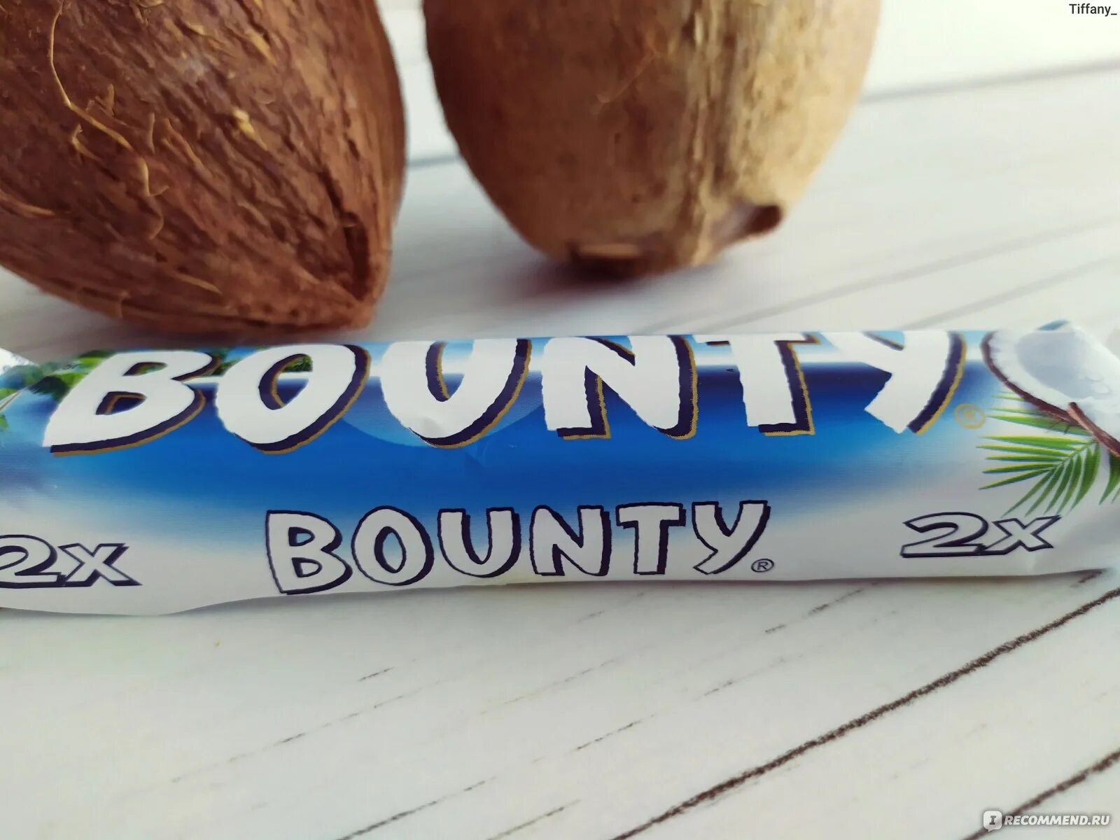 Баунти на английском. Баунти 55 гр. Bounty батончик райское наслаждение. Bounty батончик 55 гр. Баунти ШОК 55гр.