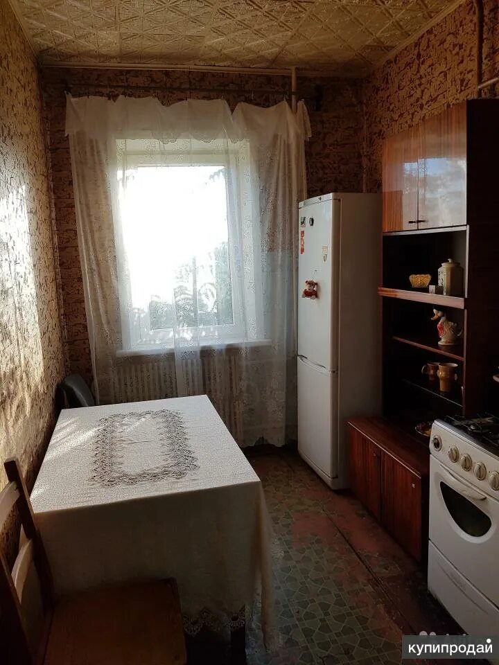 Квартиры в Астрахани. Недвижимость в Лапсарах. Боевая 83, к 2.. Срочно продается 2к квартира.