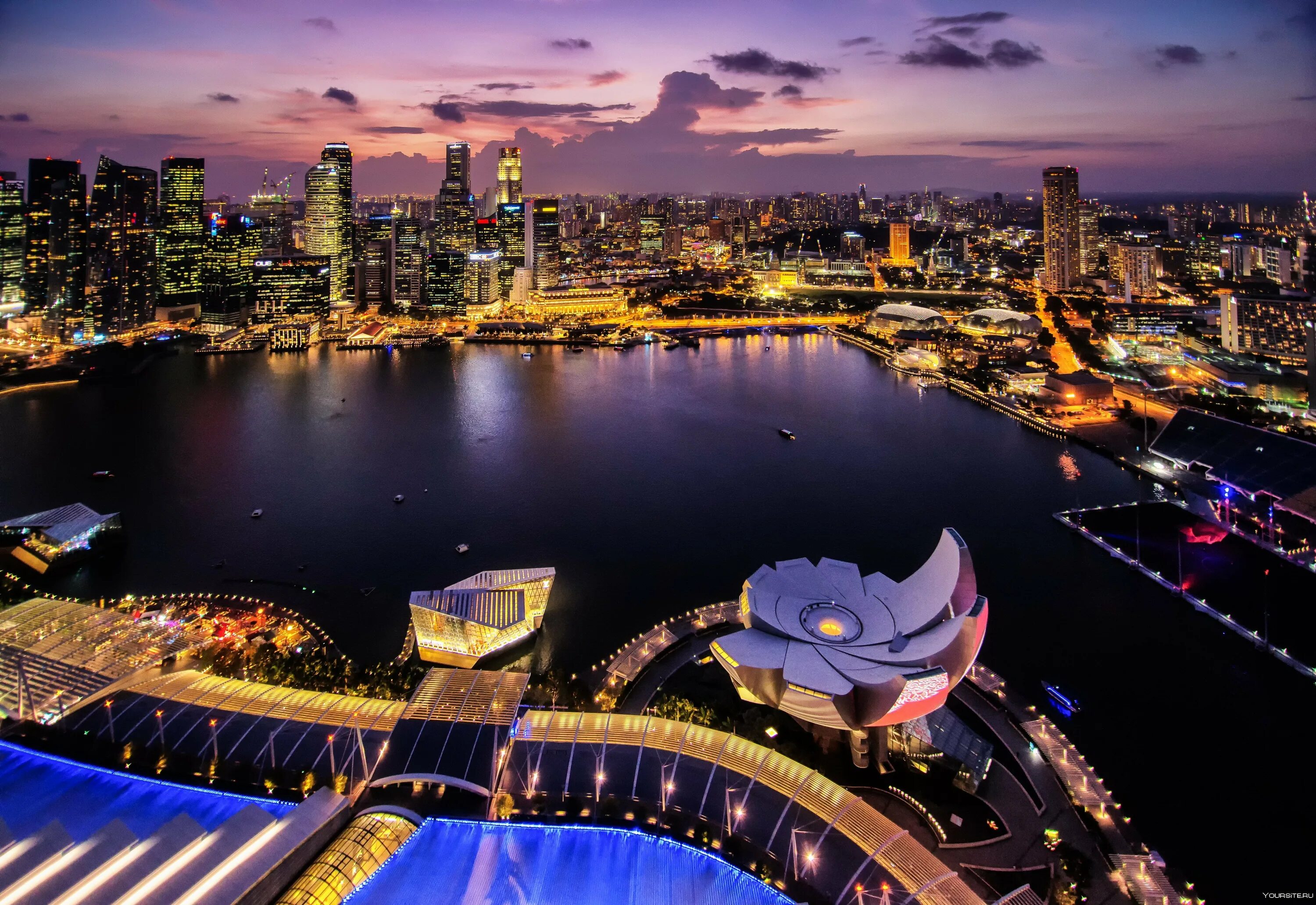 Сингапур Singapore. Юго Восточная Азия Сингапур. Город Сингапур (Singapore City). Вечерний город Сингапур.