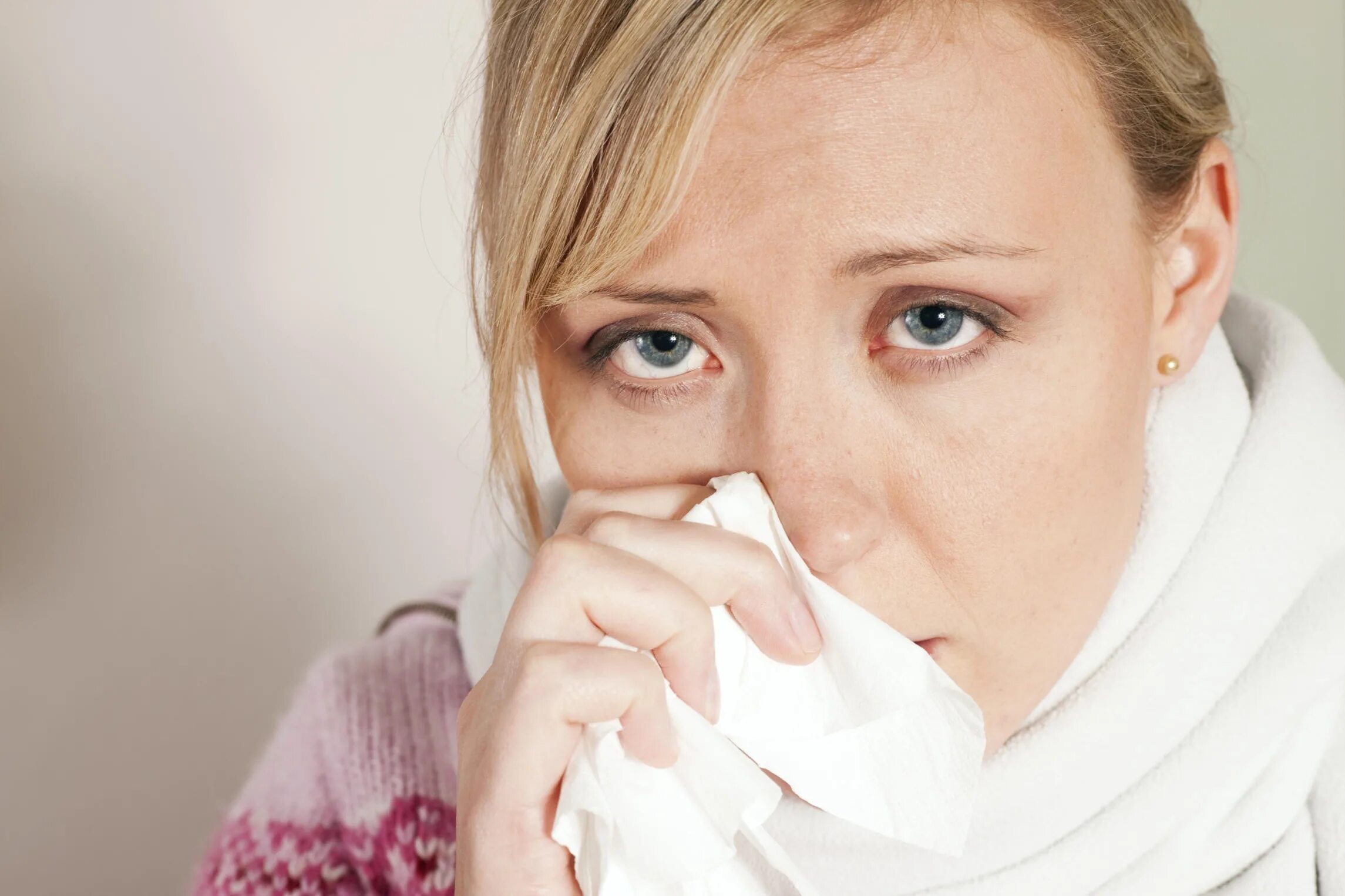 Заложенность носа болит горло