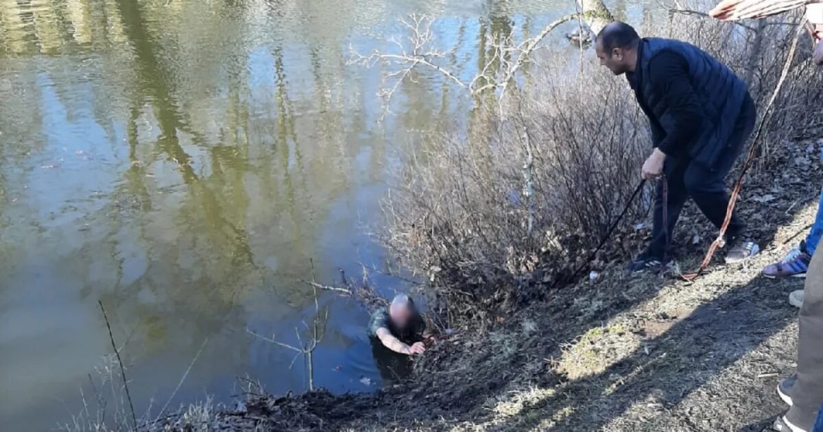 Спас гусева. Жители речки. Река пьяна. Густая вода в реке.