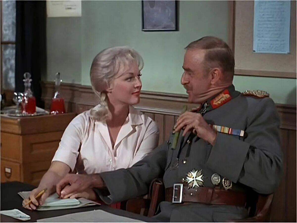 Герои хогана. Герои хогана. Герои хогана. Герои хогана. Hogan's heroes the hostage.