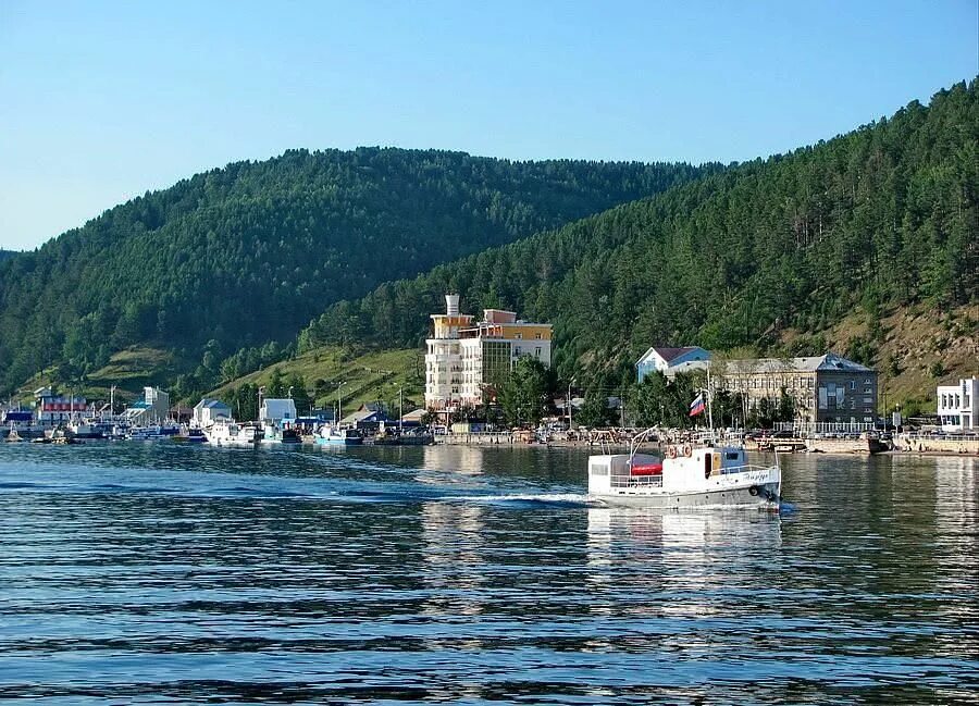 Турбаза лагуна арахлей. Гостиница крестовая падь листвянка. Листвянка иркутск. Листвянка где остановиться. Листвянка чита.