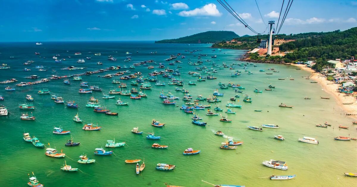 Остров фукуок вьетнам. Время на фукуоке вьетнам. Вьетнам phu quoc. Остров фукуок вьетнам. Фукуок пляжи.