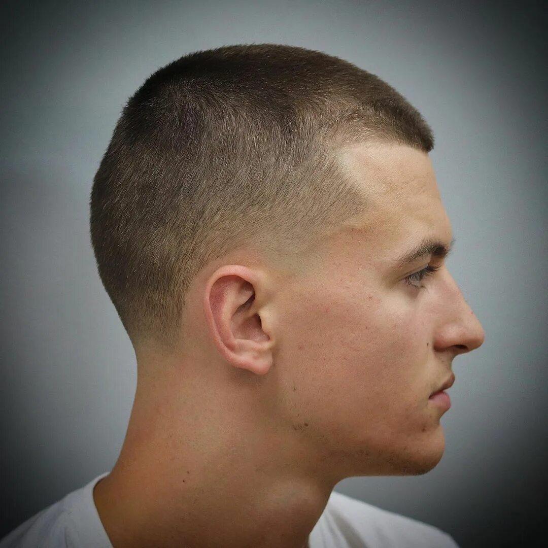 Базз фэйд. Фейд полубокс. Buzz Cut фейд. Buzz Cut стрижка мужская.