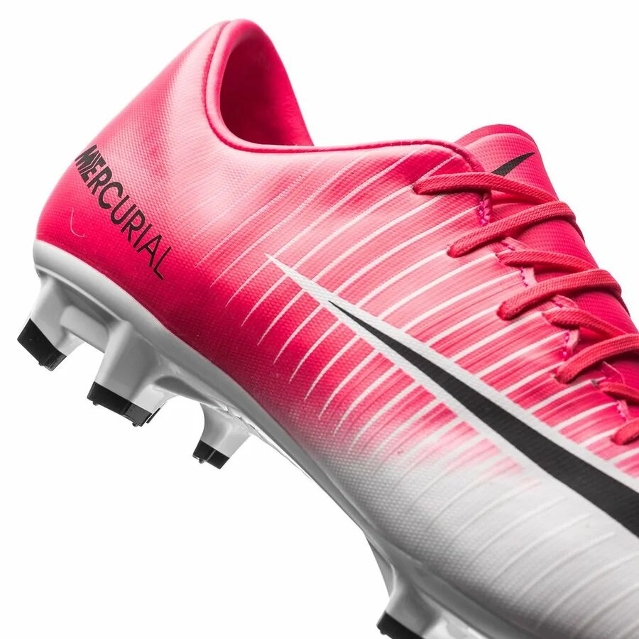 Розовые бутсы найк. Найк меркуриал 2017. Nike Mercurial Victory vi FG. Nike Mercurial Pink. Бутсы найк меркуриал розовые.