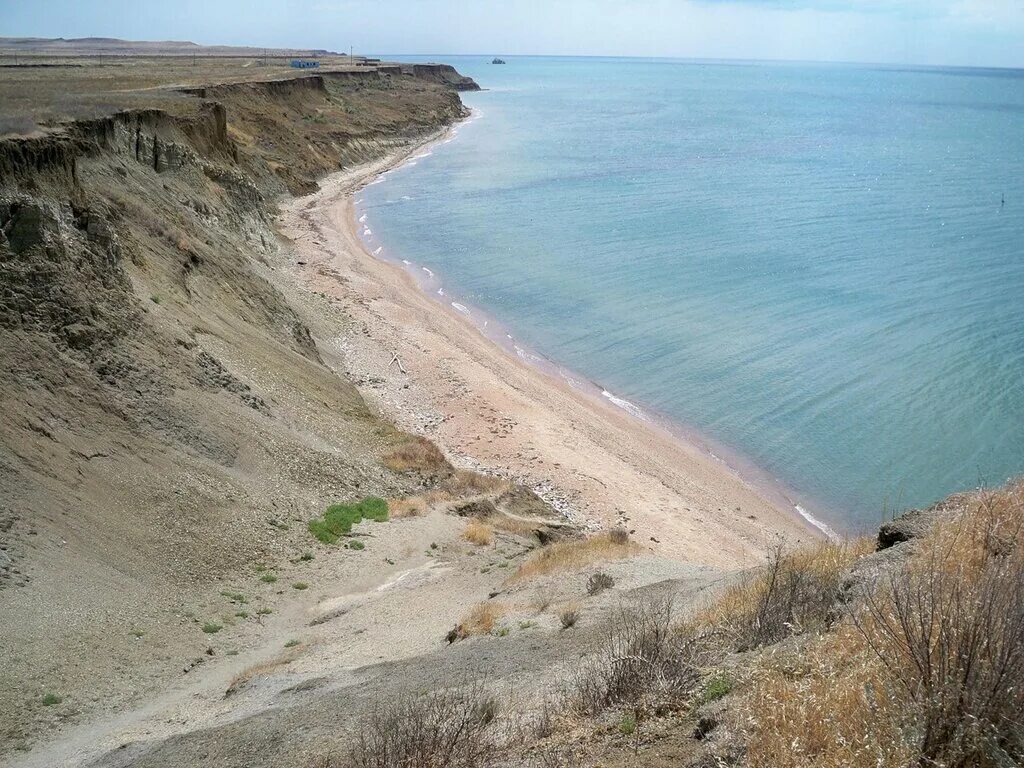 Чем заканчивается тамань. Мыс Панагия Анапа. Мыс Панагия Тамань. Пляж Бугаз Тамань. Артющенко Краснодарский край.