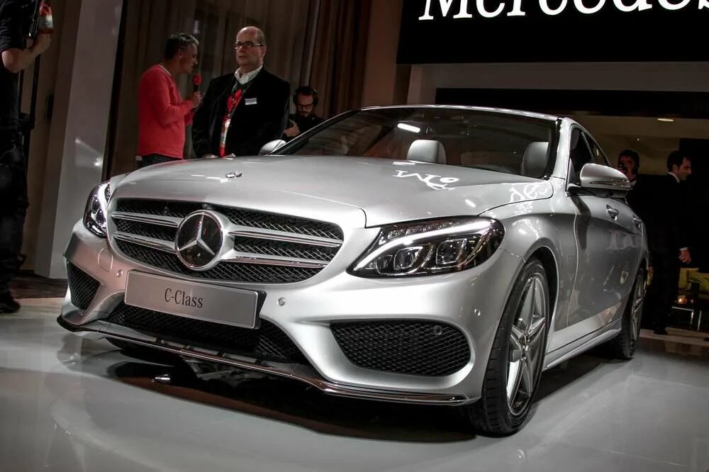 Мерседес бенц купить новый. Mercedes Benz c class 2023. Мерседес, новый выпуск Mercedes Benz.. Мерседес новый выпуск с class. Последняя модель Мерседес Мерседес Бенц.