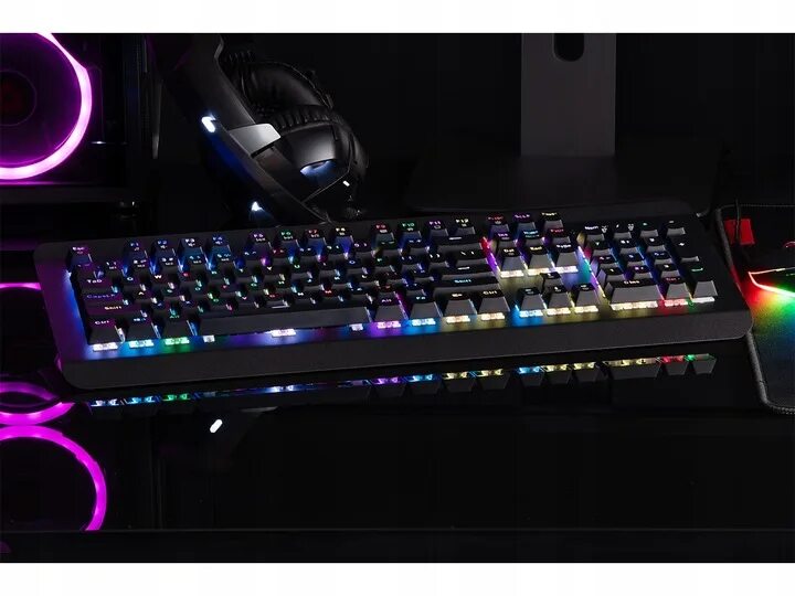 Клавиатура подсвечивается. Клавиатура rgb механика. ргб клавиатура механическая. клавиатура с ргб подсветкой. клавиатура с ргб подсветкой рейзор.