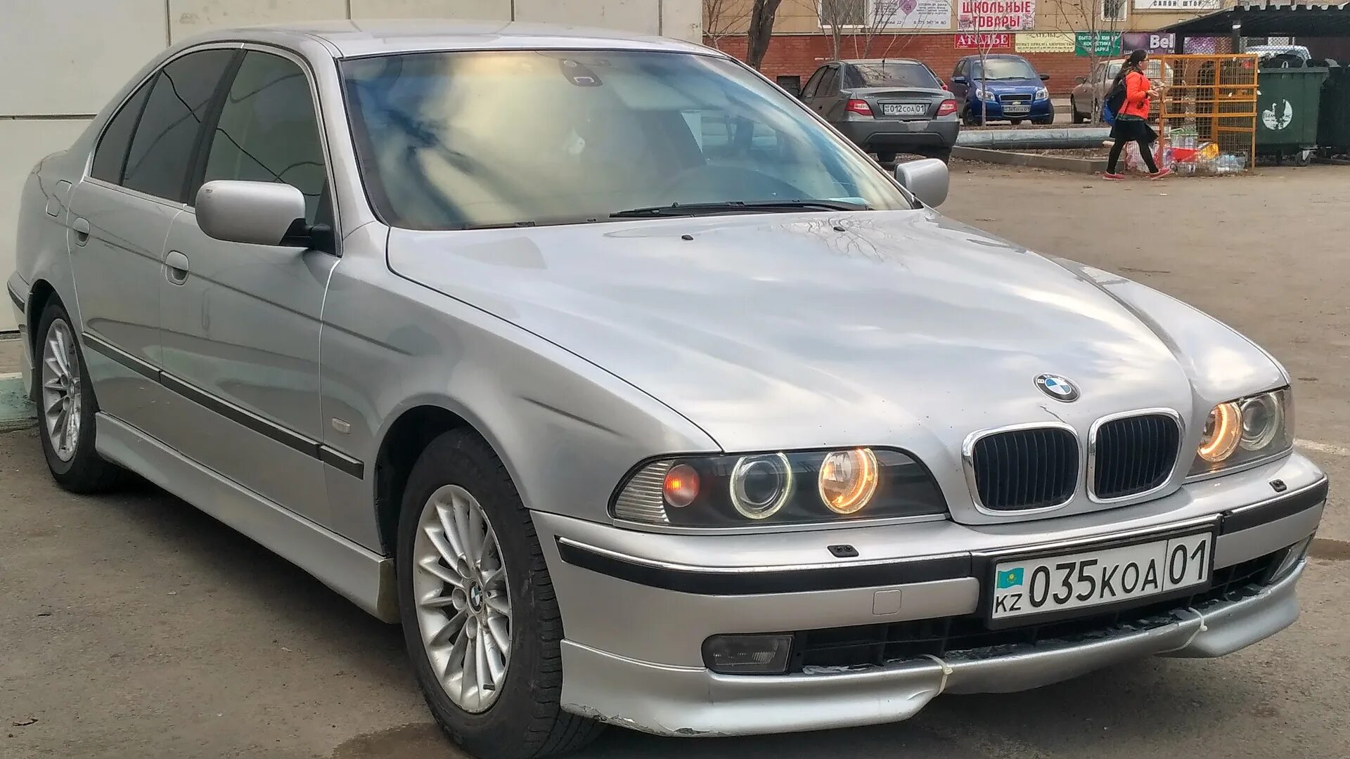 Бмв 5 2000 года. Bmw 5 series 2000. Бмв 5 2000. Бмв 5 2000 года. Bmw m5 2001.
