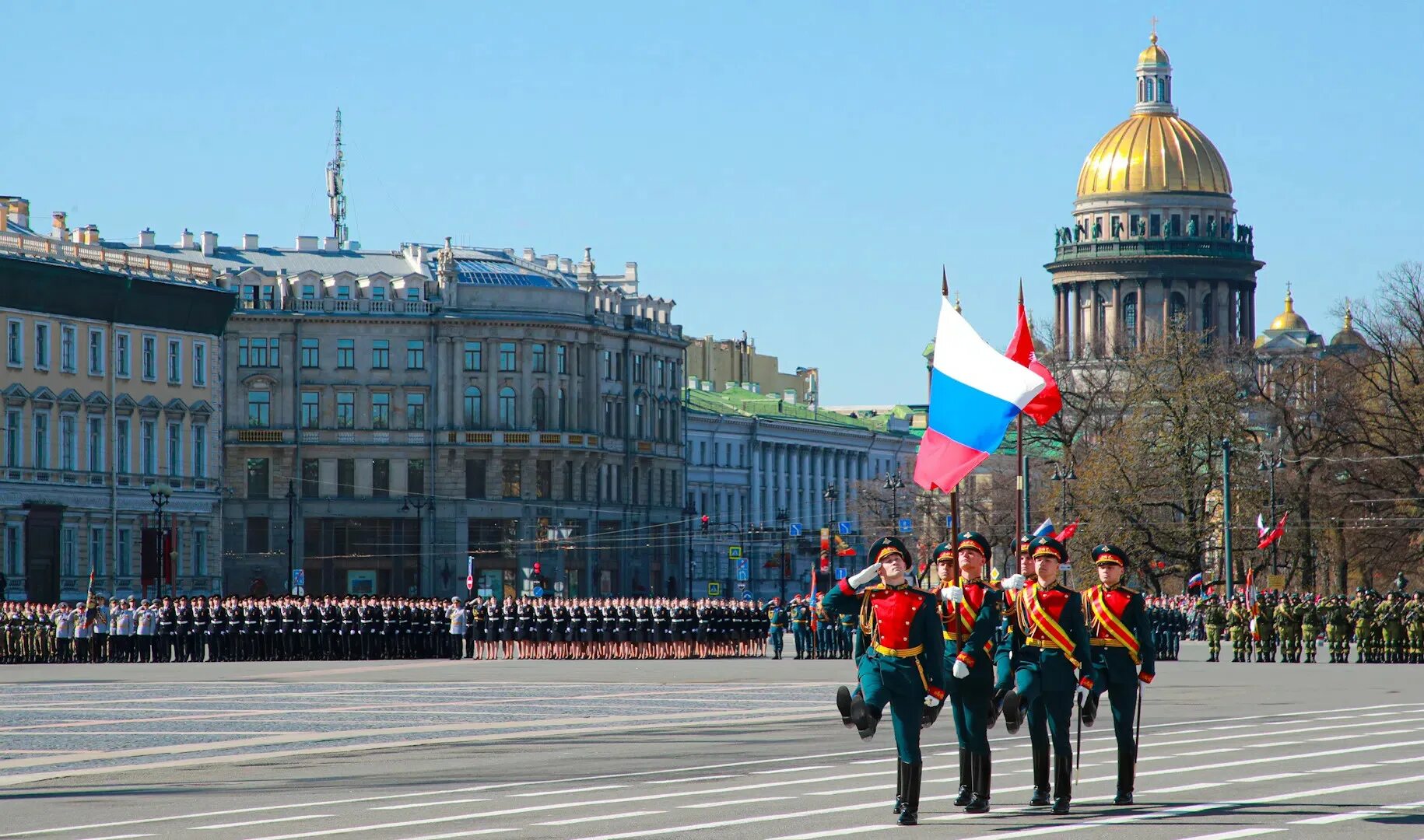 20 мая спб. Парад Победы в Санкт Петербурге. Парад Победы в Питере 2021. Дворцовая площадь парад Победы. Парад на Дворцовой площади в Санкт-Петербурге.